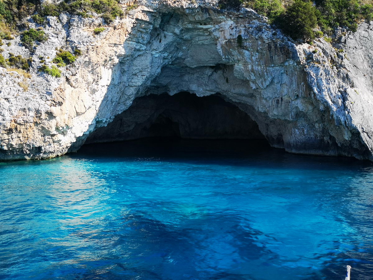 Blue Cave Adventure – Group/Ticket Speedboat Tour / Kotor