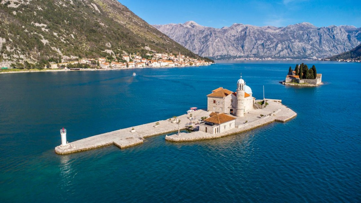Lady of the Rocks and Perast Old Town - Group/Ticket Speedboat Tour / Kotor
